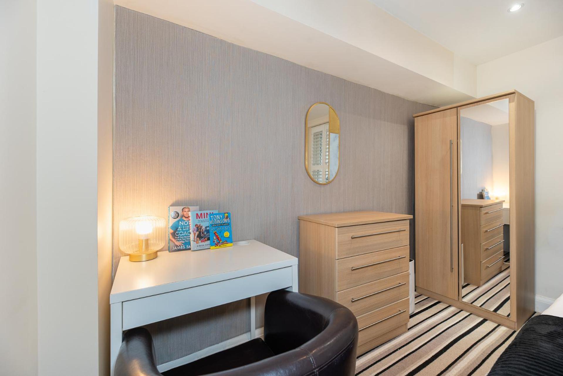 3 Bedroom Apartment With Private Terrace In Pimlico, Westminster, Victoria Londýn Exteriér fotografie