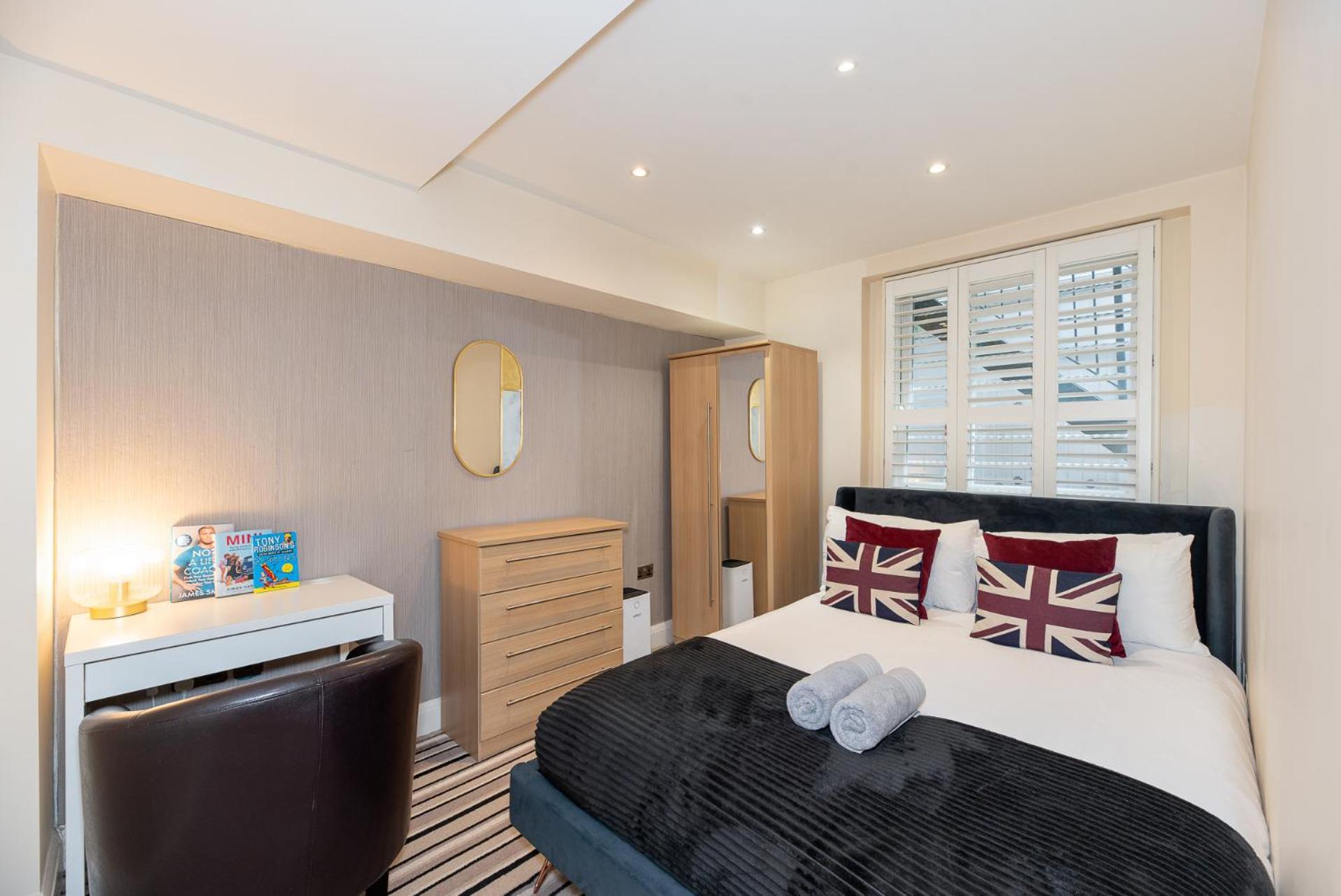 3 Bedroom Apartment With Private Terrace In Pimlico, Westminster, Victoria Londýn Exteriér fotografie