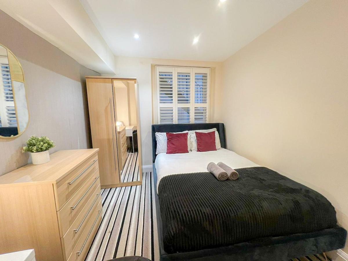 3 Bedroom Apartment With Private Terrace In Pimlico, Westminster, Victoria Londýn Exteriér fotografie