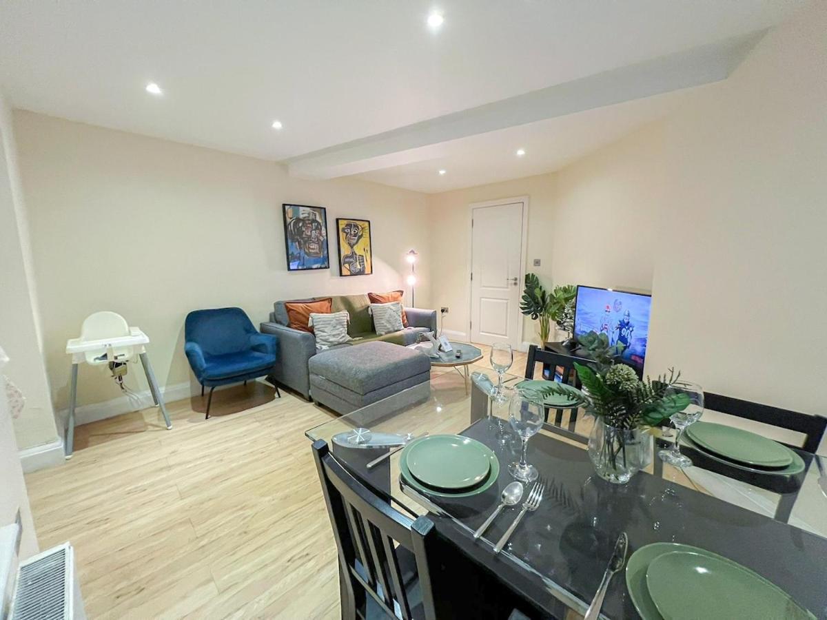 3 Bedroom Apartment With Private Terrace In Pimlico, Westminster, Victoria Londýn Exteriér fotografie